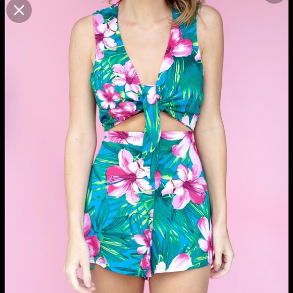 Show me your mumu Hawaiian print hibiscus romper small - Picture 3 of 9